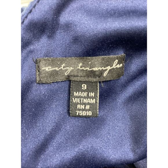 City Triangles Jumpsuit Junior 9 Romper Shorts Navy Blue Belted One Piece Summer - Picture 4 of 12